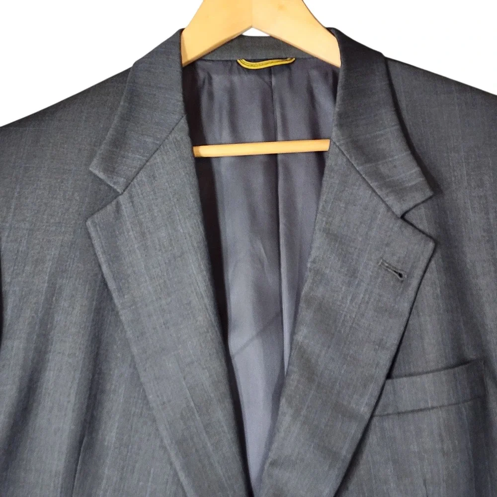 Vtg Hart Schaffner Marx 2 pc Suit 43R 44R Men Gray Gold Trumpeter Wool USA 38x28
